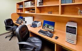 Holiday Inn Hotel & Suites Gateway By Ihg